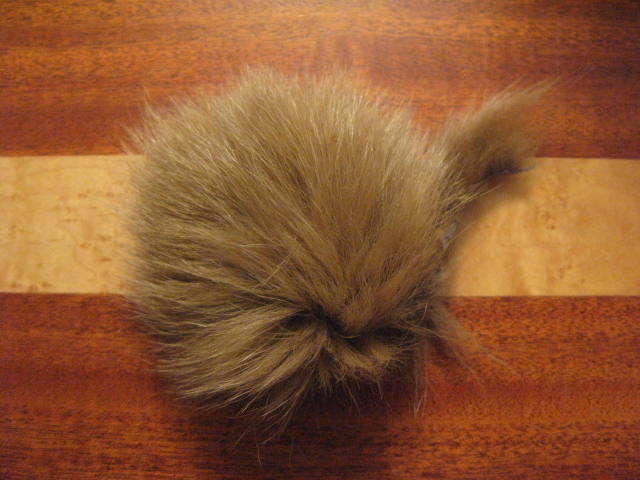 ��� ������������ ����� ���������-���������/ arctic fox fur brown-olive